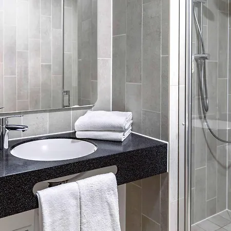 Duesseldorf-city Hotel 3*