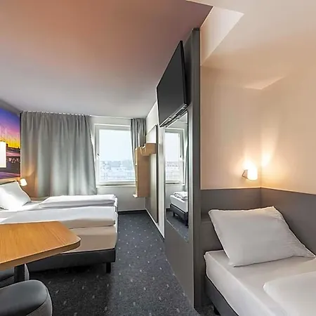 Duesseldorf-city 3*