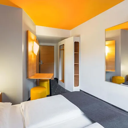 Szálloda Duesseldorf-city 3*